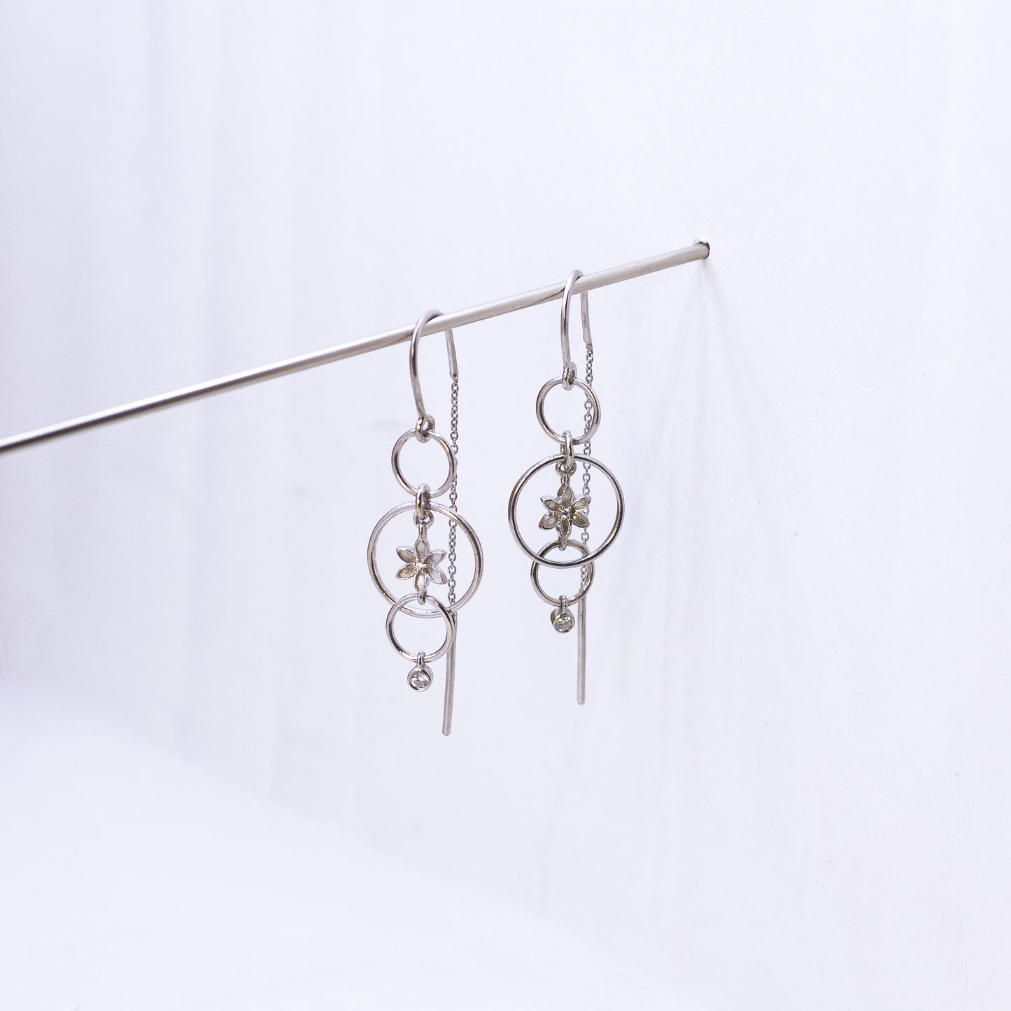 Zinnia Threader Earring